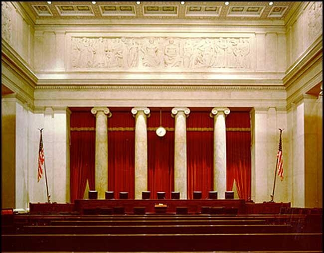 Верховный суд США зал