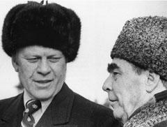 1.3. Джеральд Форд и Леонид Брежнев на встрече во Владивостоке в ноябре 1974 года