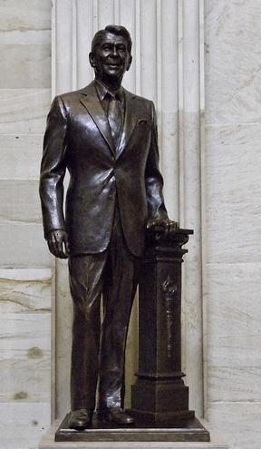 7.23 Статуя Рейгана в Капитолии