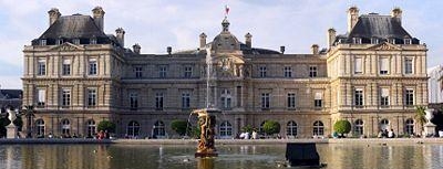 11.2. Люксембургский дворец, в котором располагается Сенат.