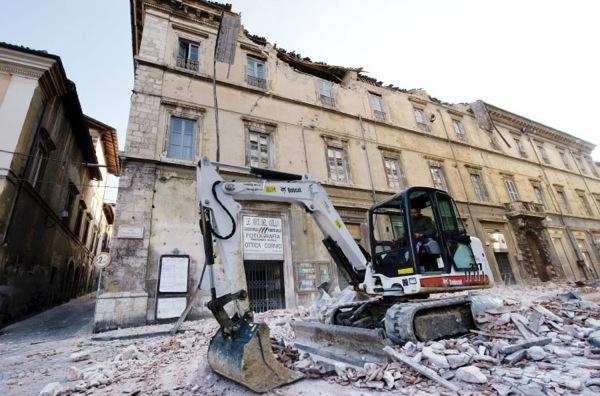 1.11 Землетрясение в центрально-итальянской области Абруццо
