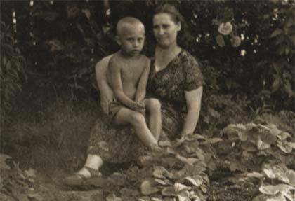 1.1 Путин с мамой в 1958г