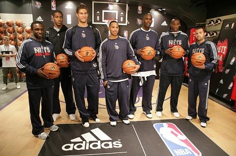 6. Баскетбольная команда на примере серчендайзинга торговой марки