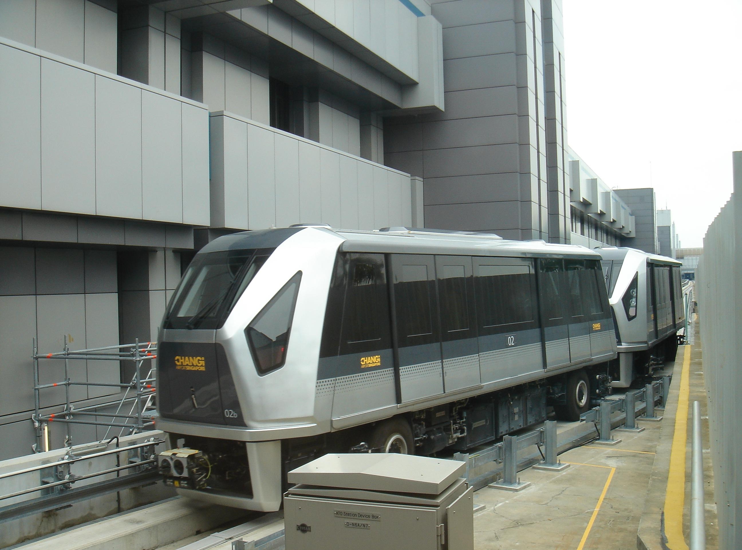 11. Лёгкий поезд от Mitsubishi Heavy Industries