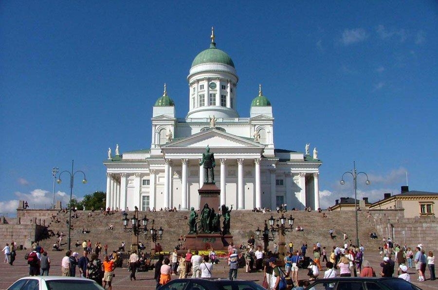 35. Кафедральный собор Лютеранской церкви города Хельсинки на Сенатской площади